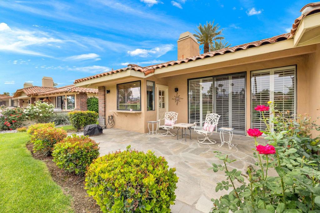 414 S Sierra Madre