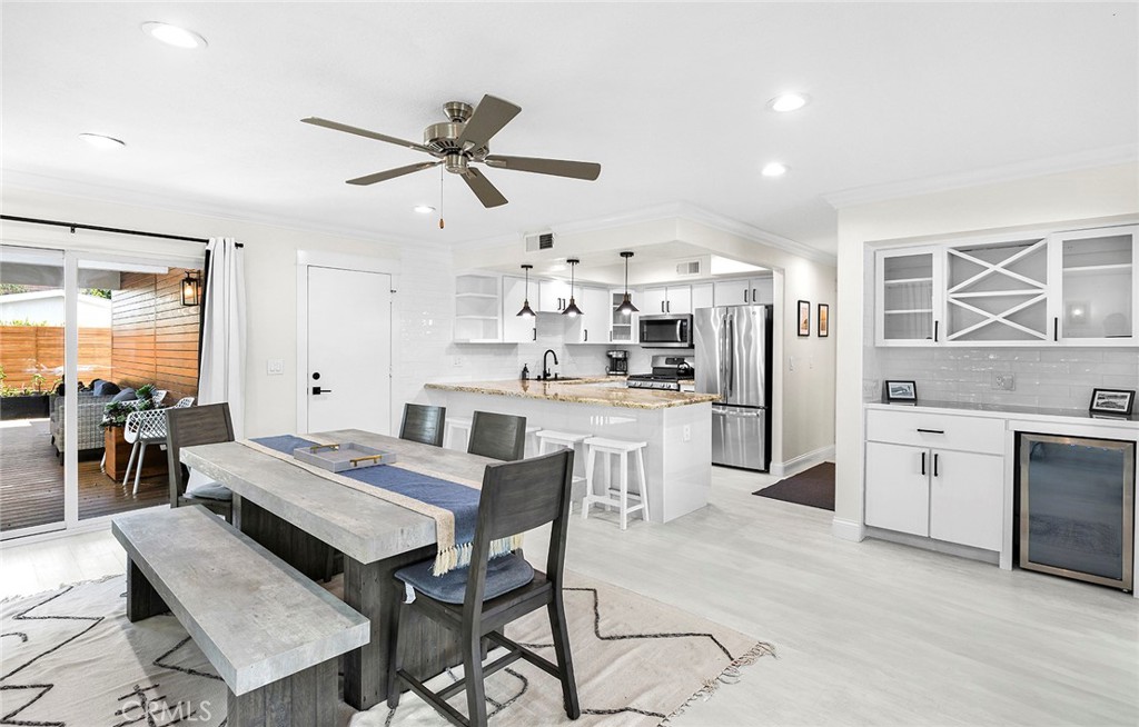 33872 Silver Lantern Street