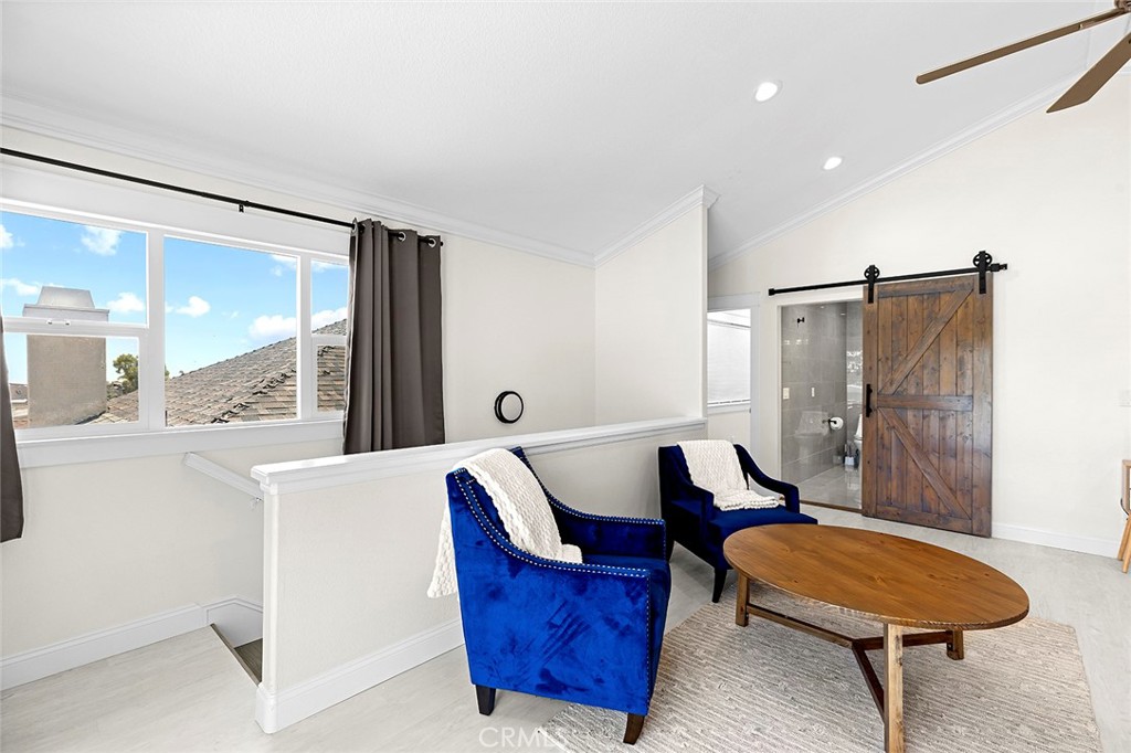 33872 Silver Lantern Street