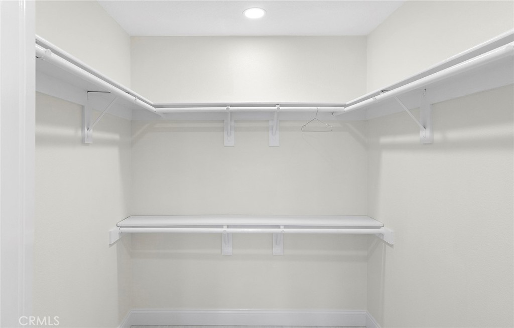 33872 Silver Lantern Street