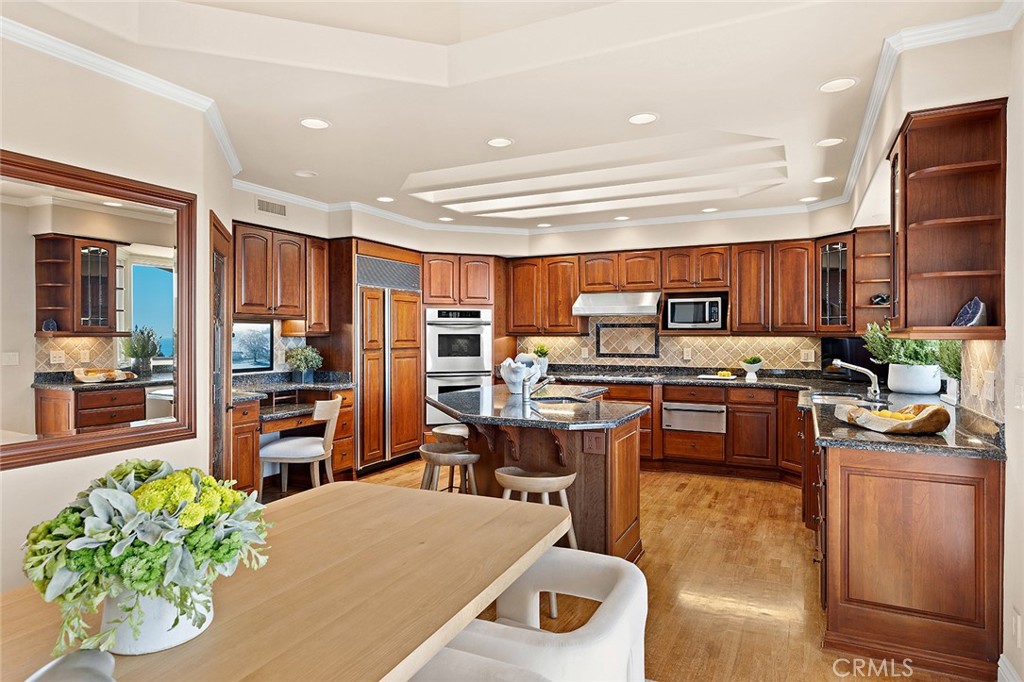 20 N Stonington Road