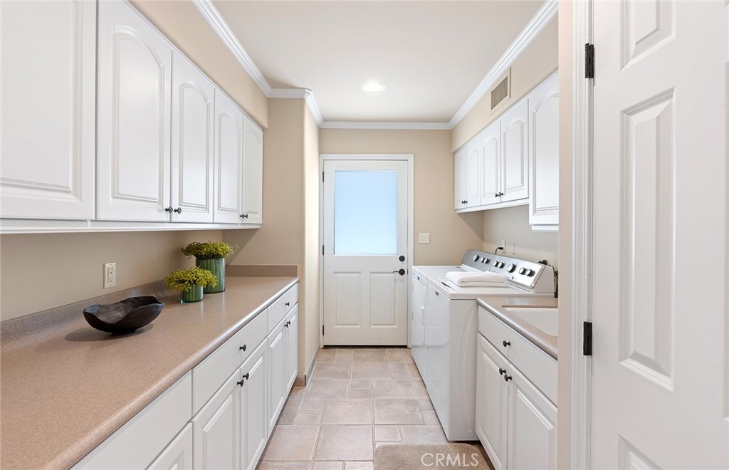 20 N Stonington Road