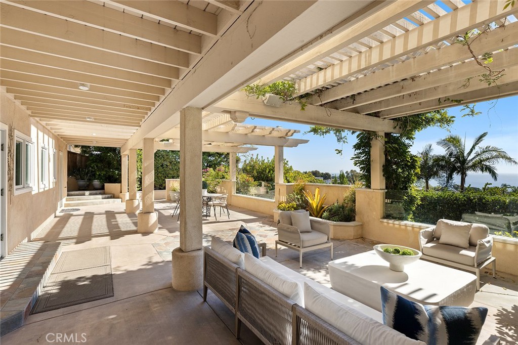 20 N Stonington Road