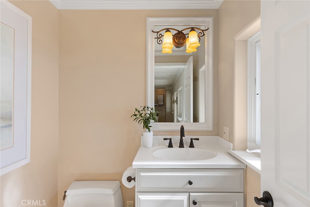 20 N Stonington Road