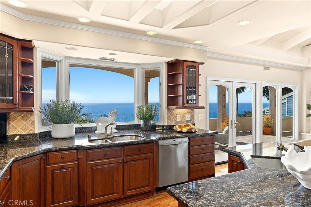 20 N Stonington Road