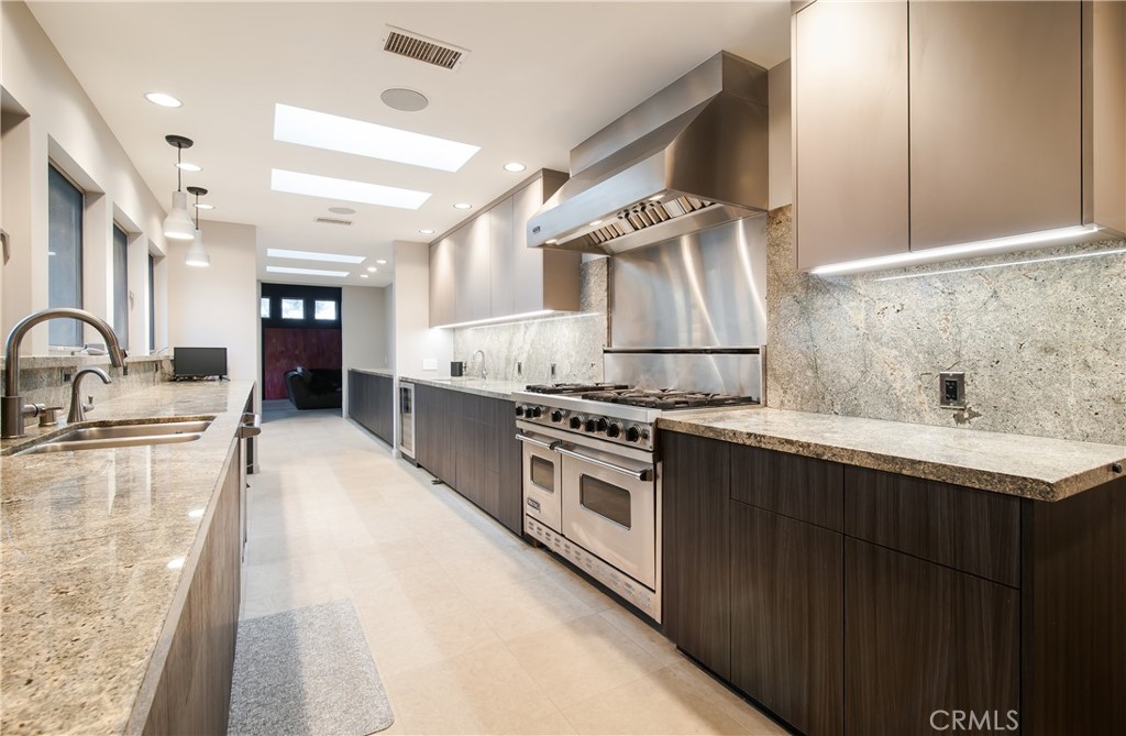 2930 Alta Laguna Boulevard