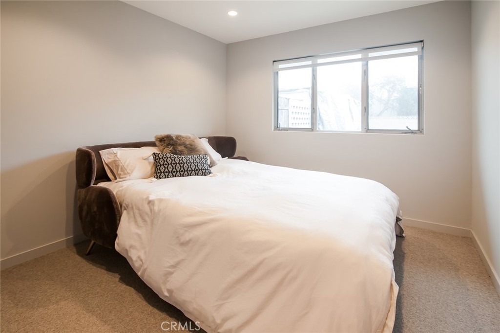 2930 Alta Laguna Boulevard