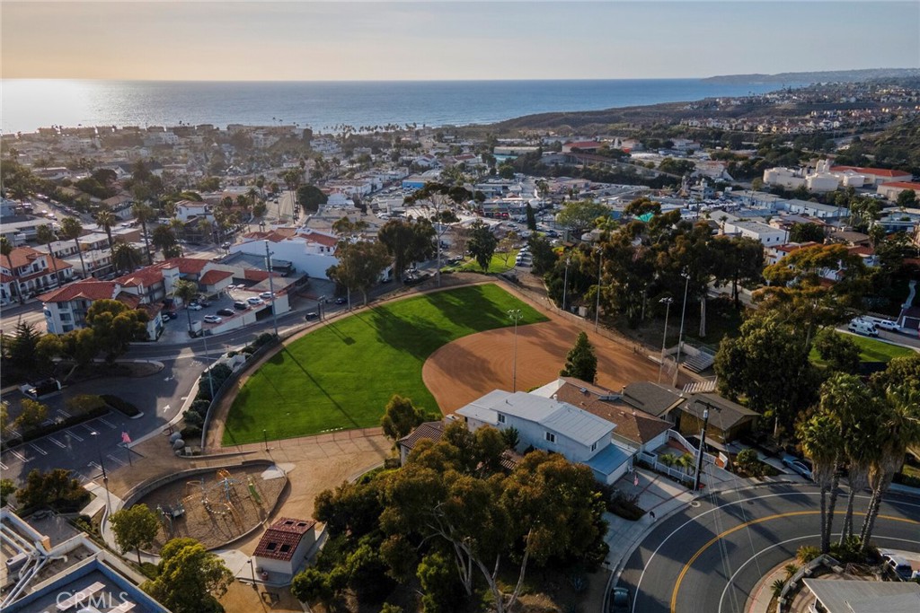 1202 N Avenida De La Estrella