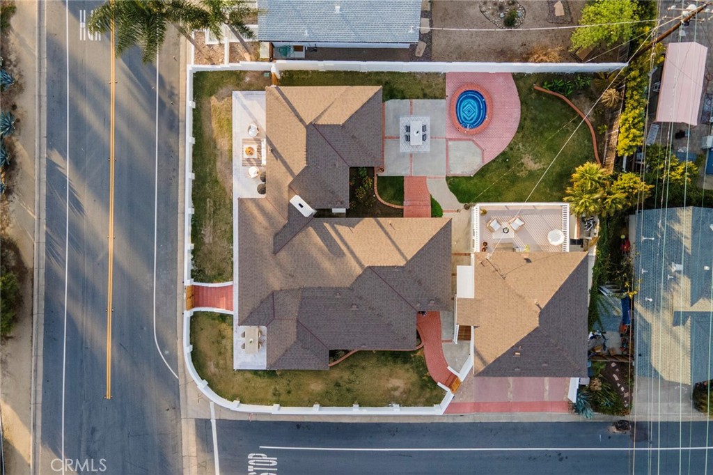 1202 N Avenida De La Estrella