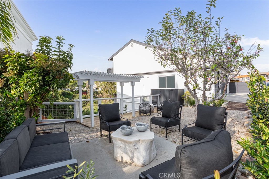 236 Avenida Montalvo