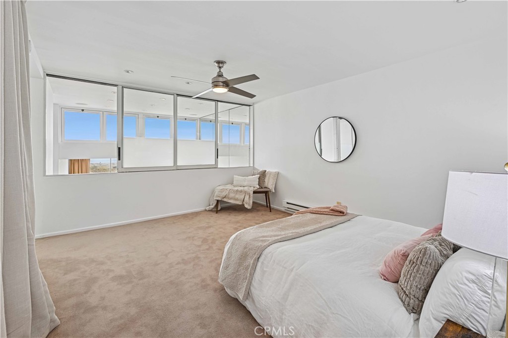6 Voyage Street 204