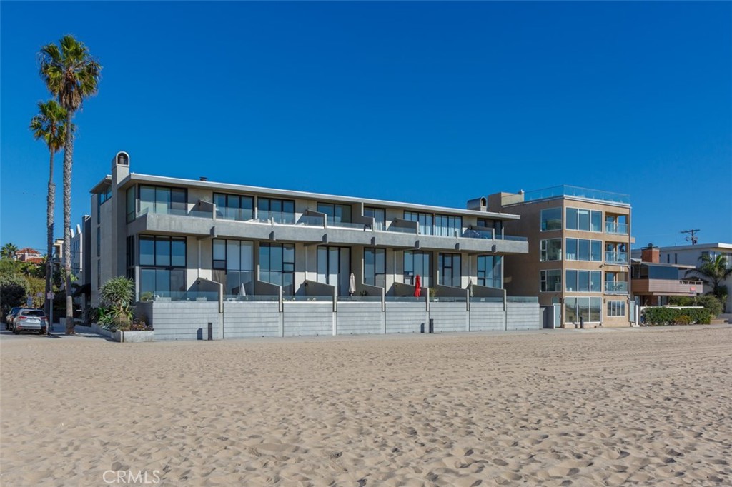 6 Voyage Street 204