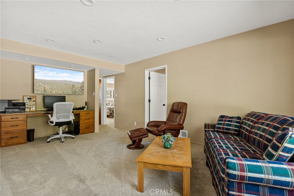 693 Old Meadow Place