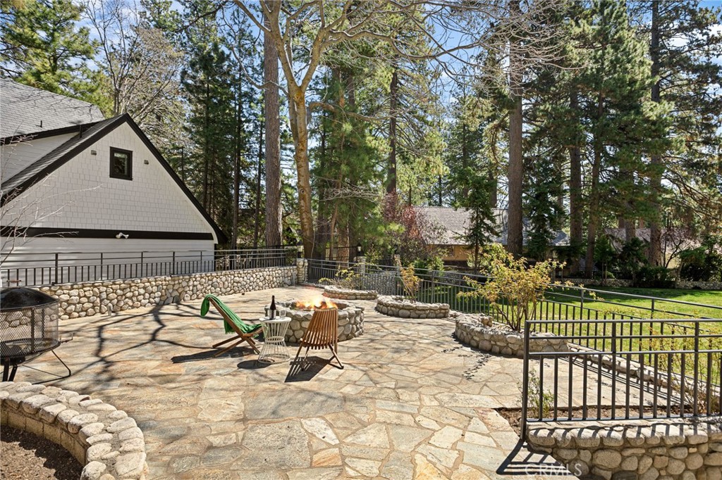 693 Old Meadow Place