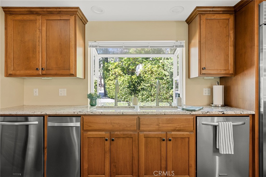 693 Old Meadow Place