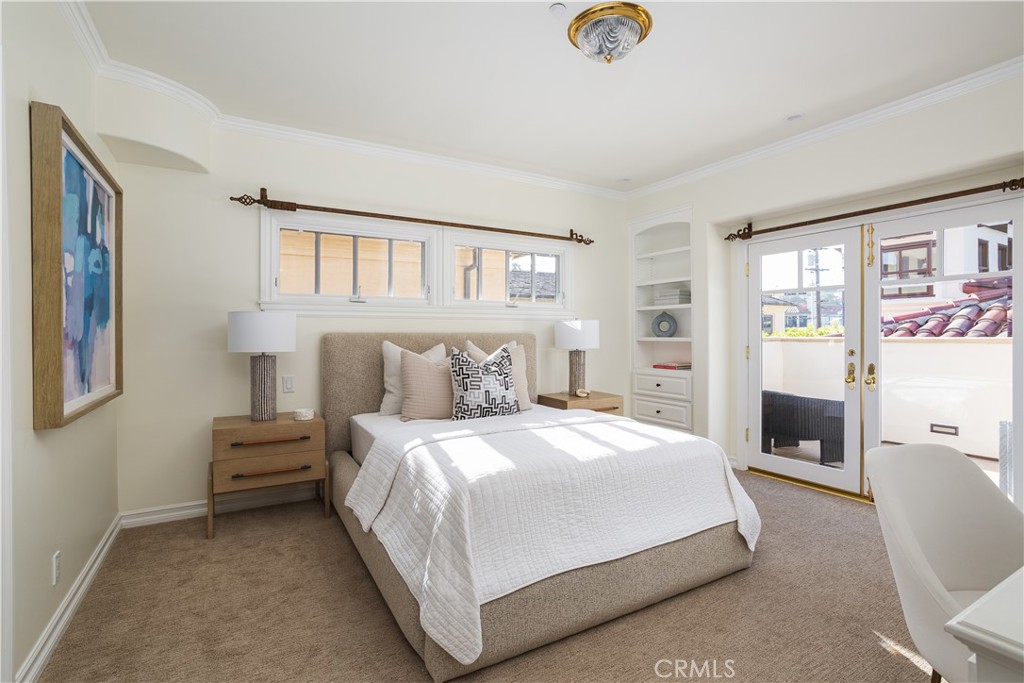 24352 Santa Clara Ave
