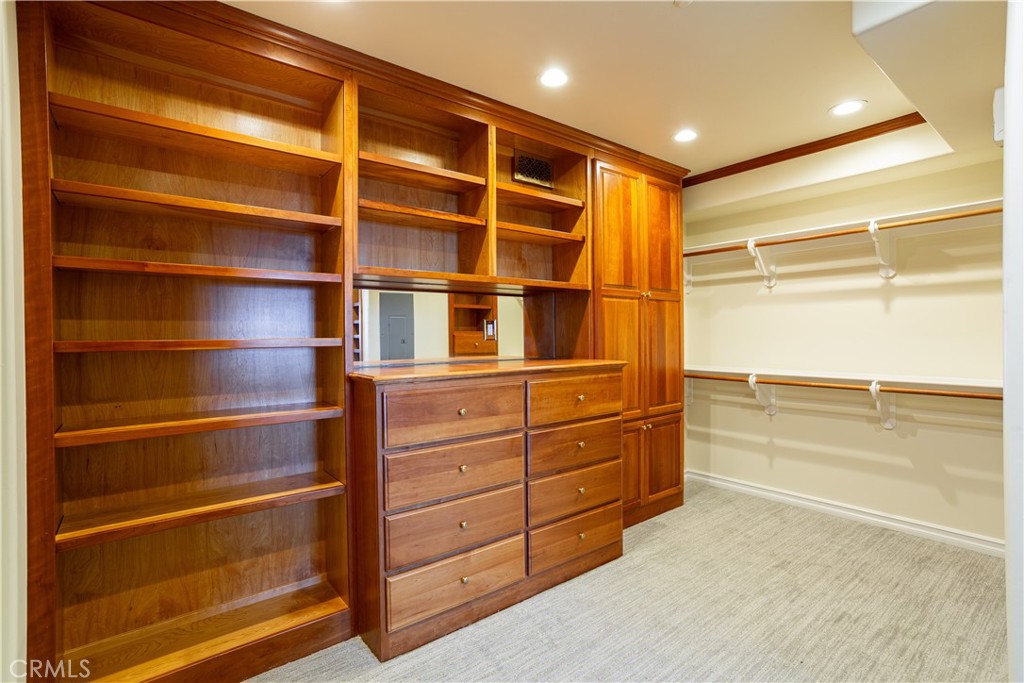 24352 Santa Clara Ave