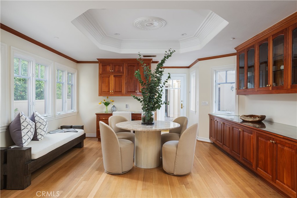 24352 Santa Clara Ave