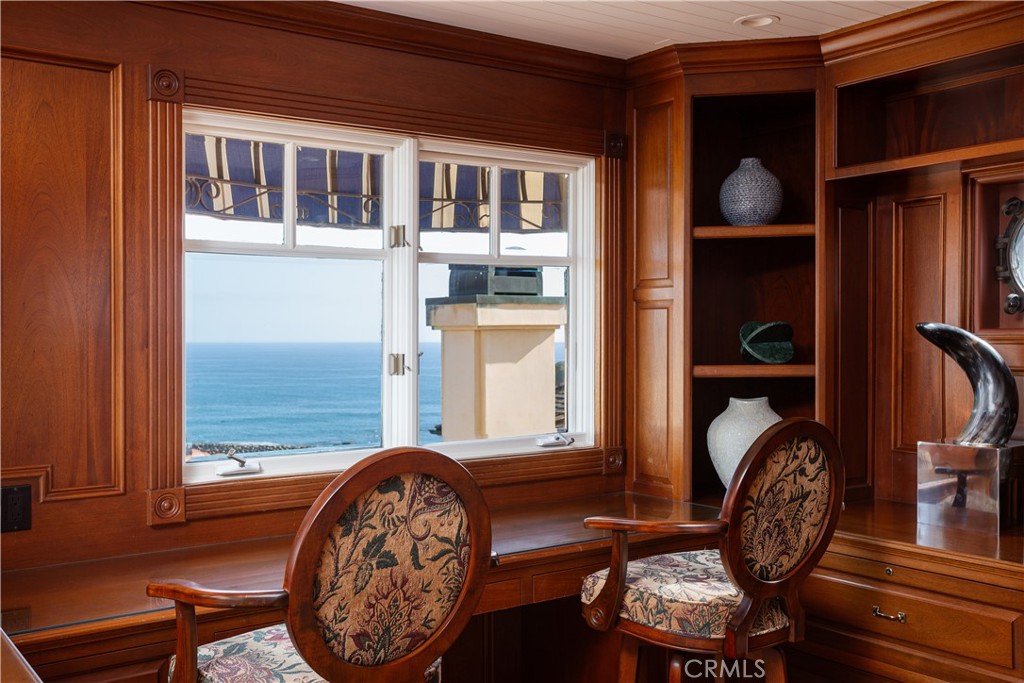 24352 Santa Clara Ave