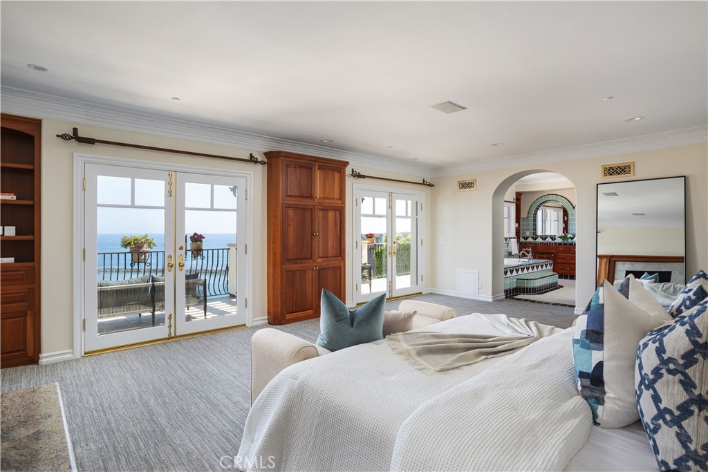 24352 Santa Clara Ave