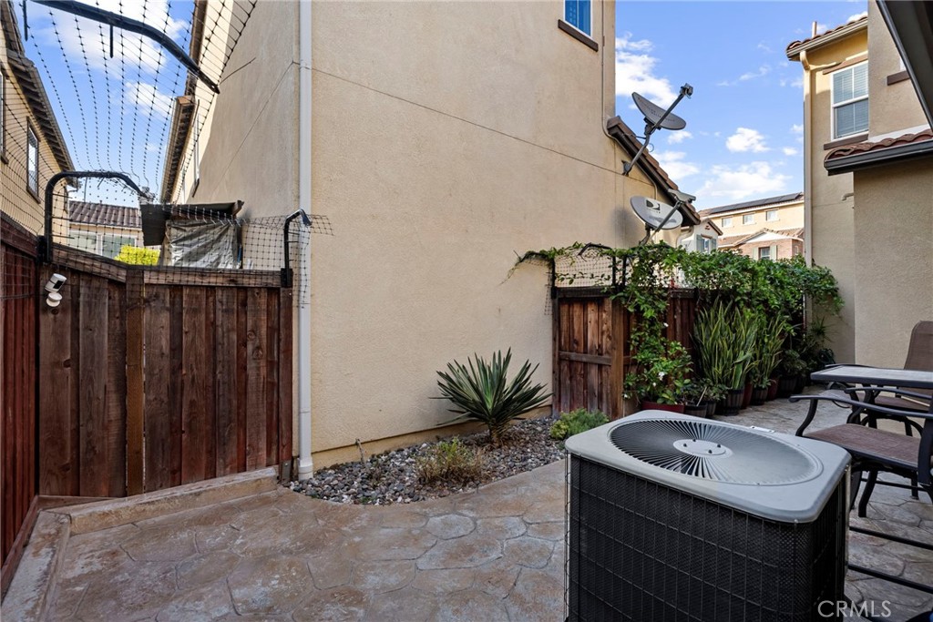 341 W Pebble Creek Lane