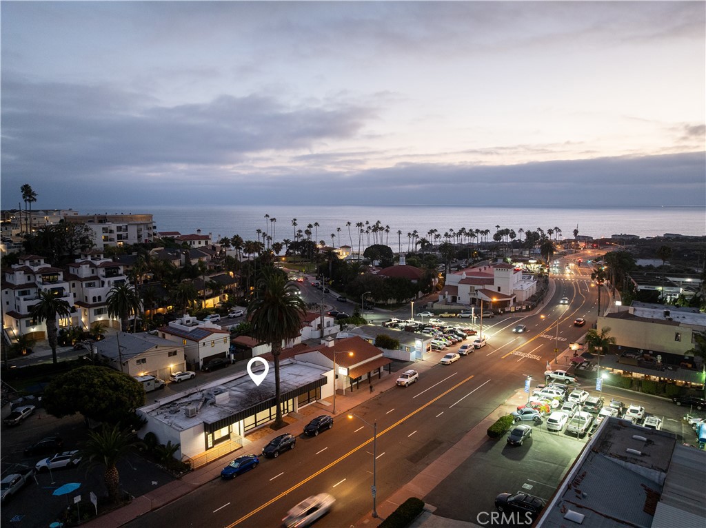 1640 N El Camino Real