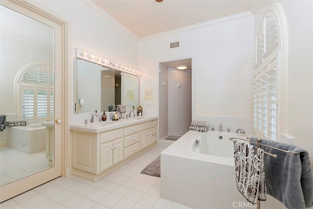 97 Ritz Cove Drive