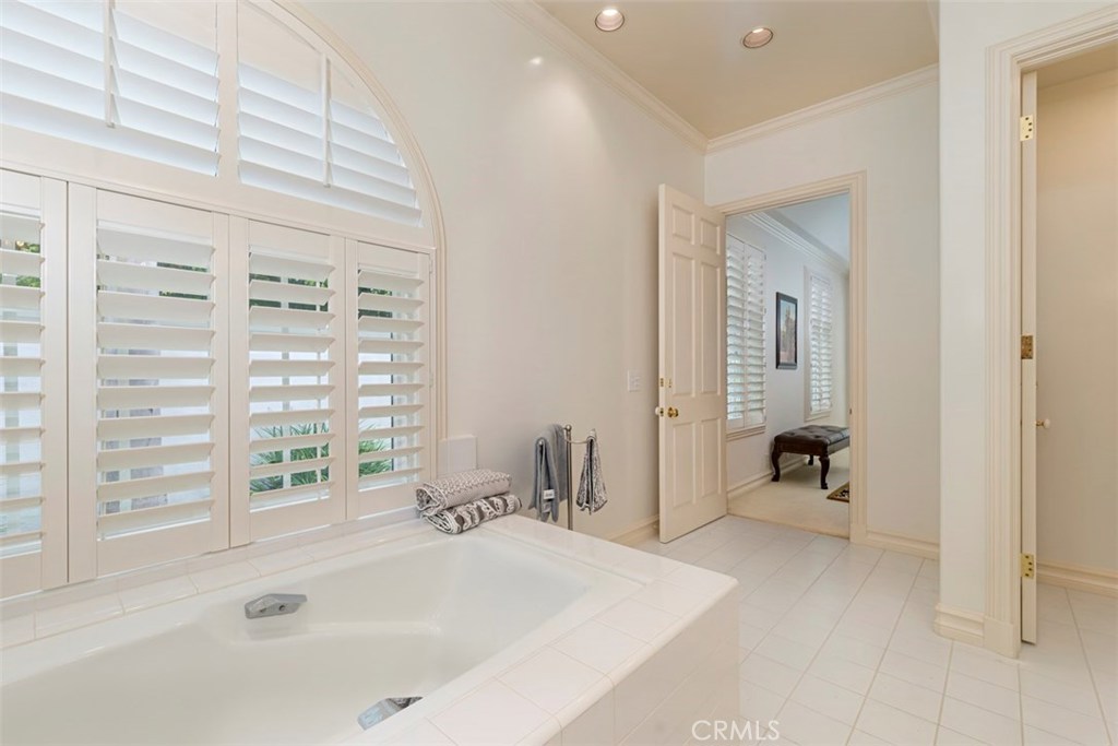 97 Ritz Cove Drive