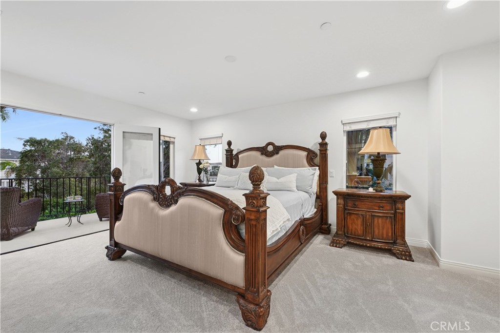 5032 Amalfi Way