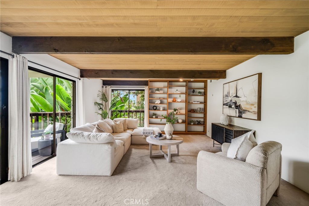 1214 Anacapa Way