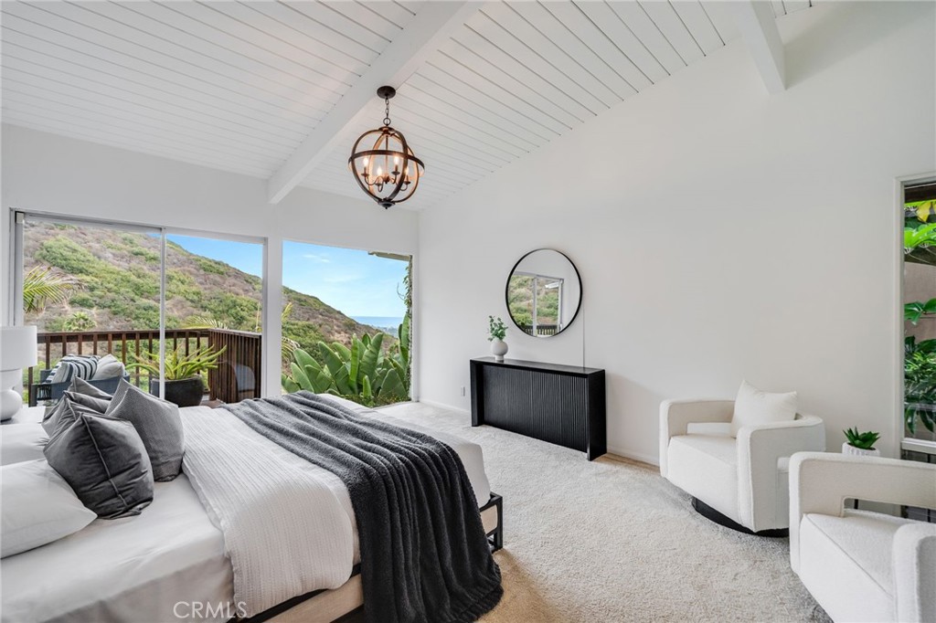 1214 Anacapa Way