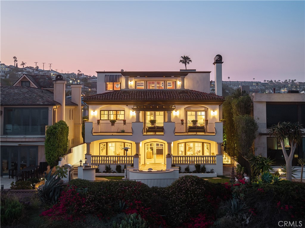 24352 Santa Clara Avenue