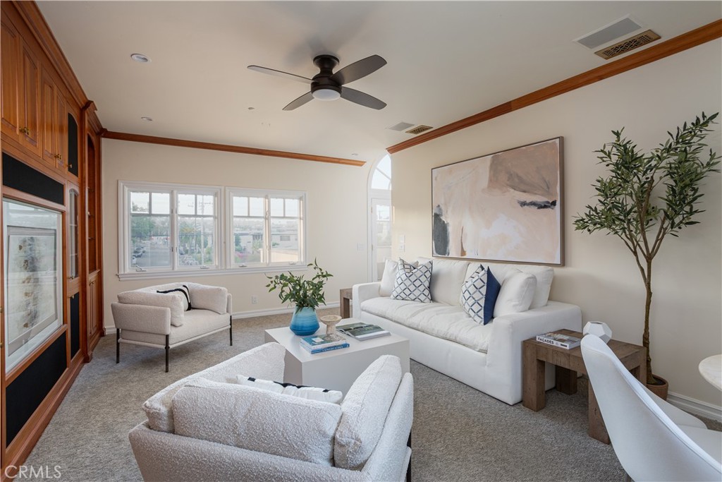 24352 Santa Clara Avenue