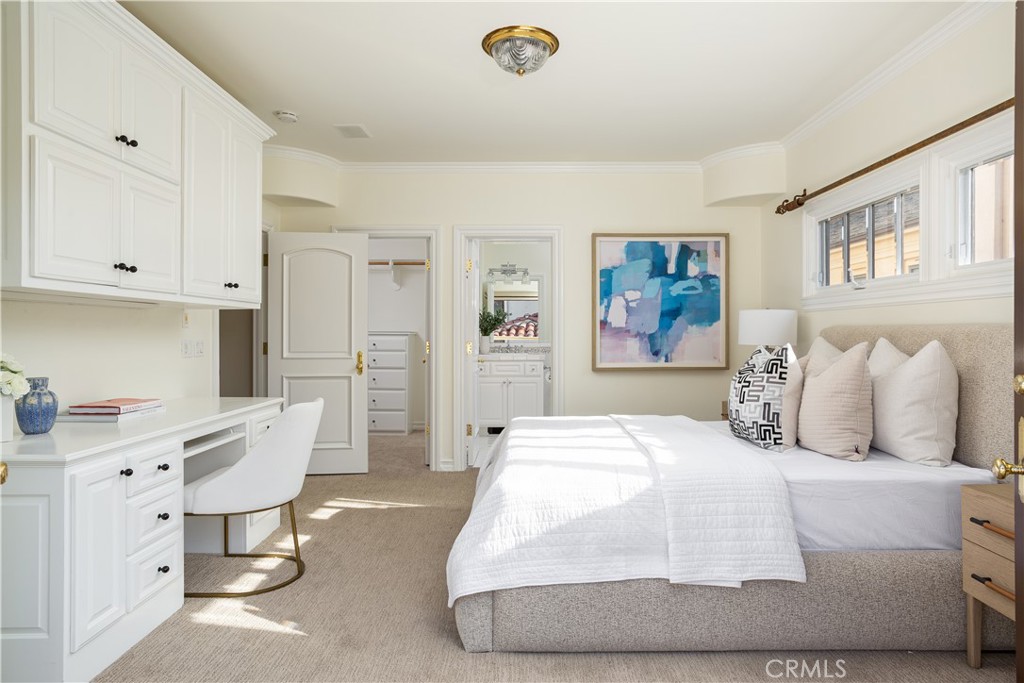 24352 Santa Clara Avenue