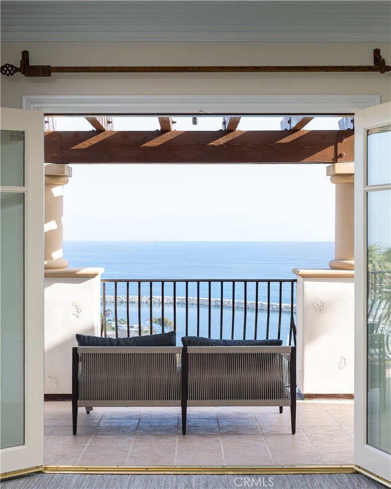 24352 Santa Clara Avenue