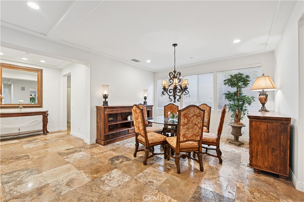 5032 Amalfi Way