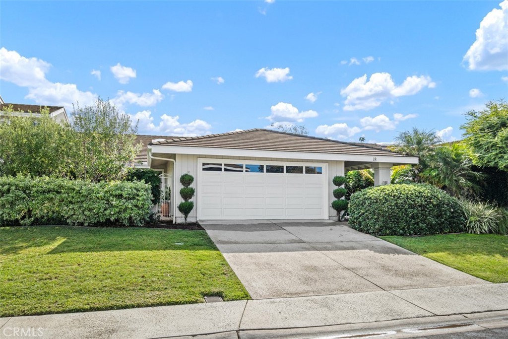 18 Shoal Drive