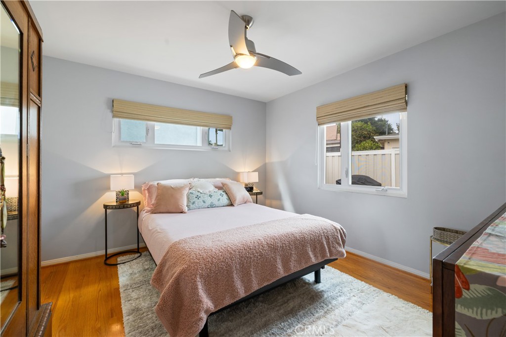 208 W Avenida De Los Lobos Marinos