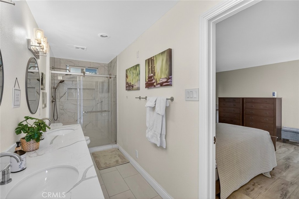 307 E Avenida Cordoba