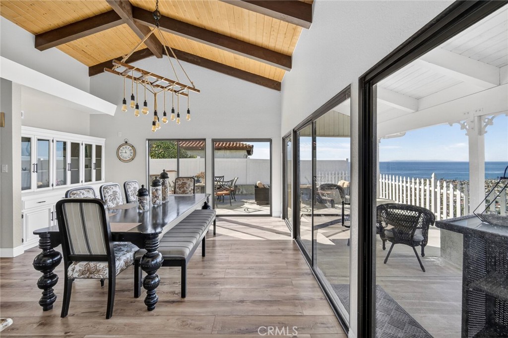 307 E Avenida Cordoba