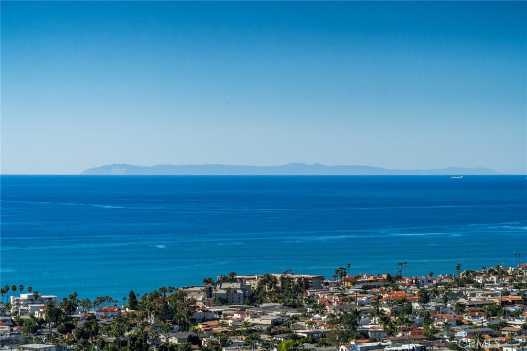 307 E Avenida Cordoba