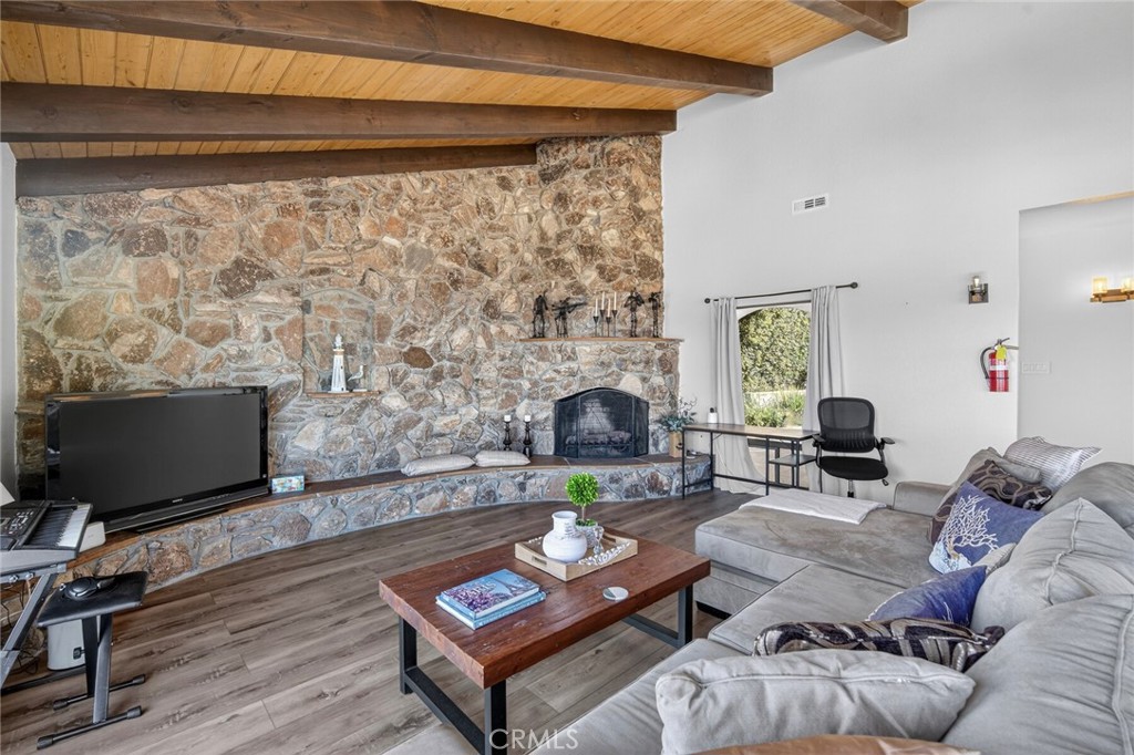 307 E Avenida Cordoba