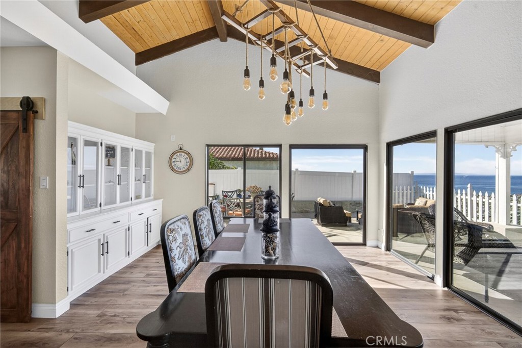 307 E Avenida Cordoba