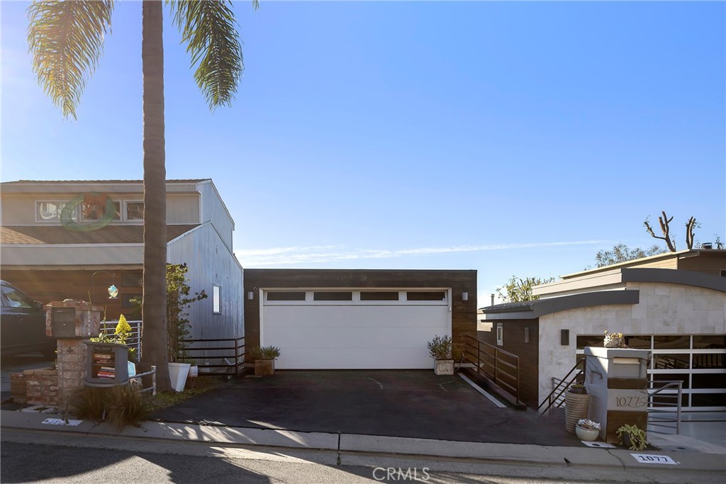 1077 Tia Juana
