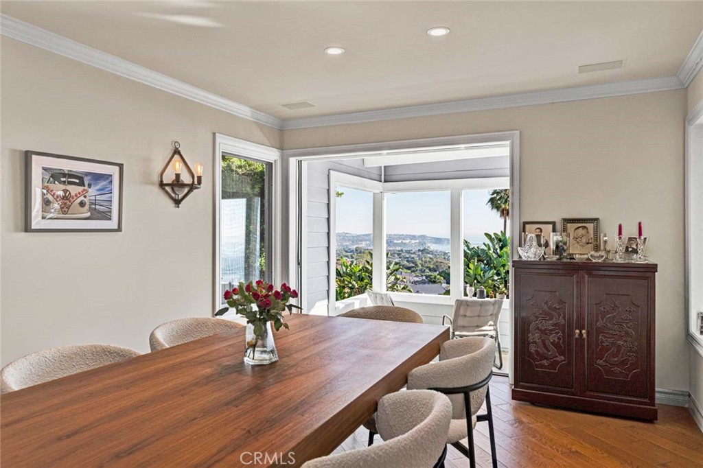 21 N Vista De La Luna