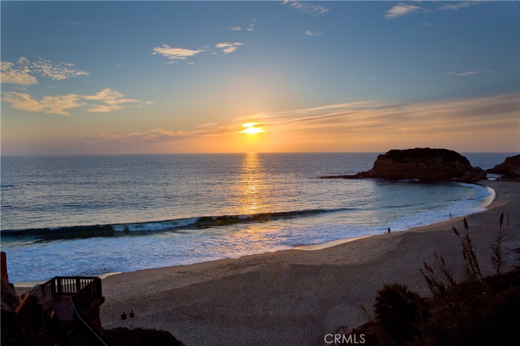 21 N Vista De La Luna