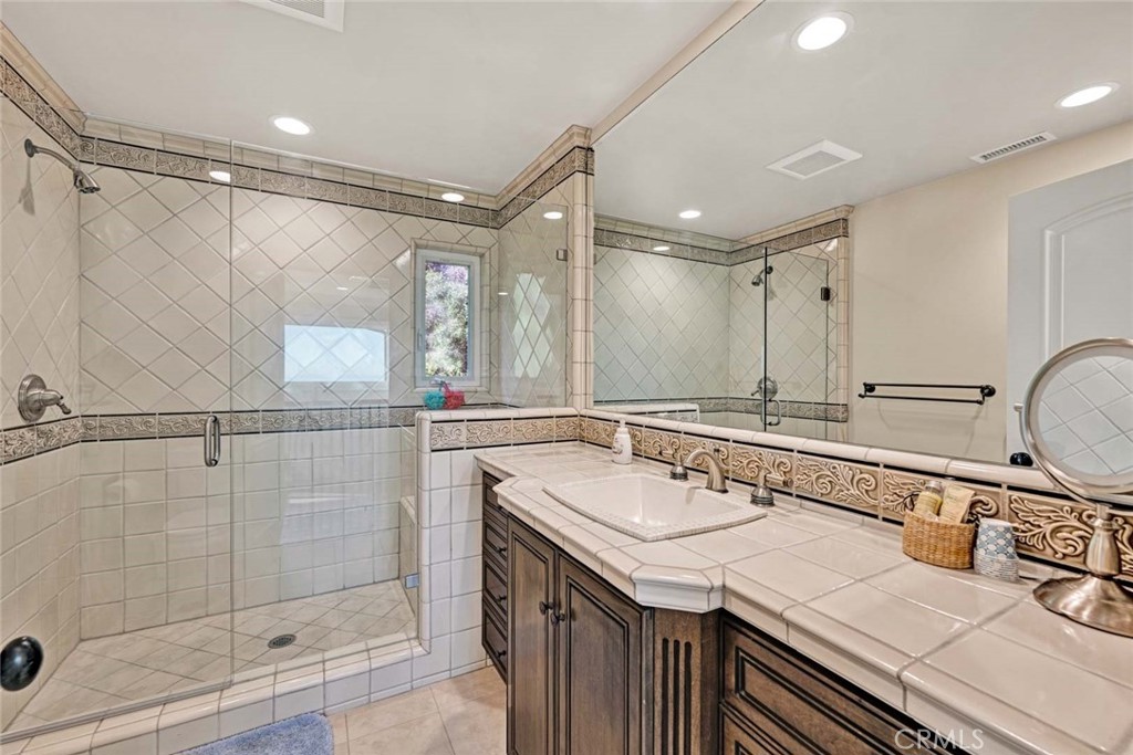 21 N Vista De La Luna