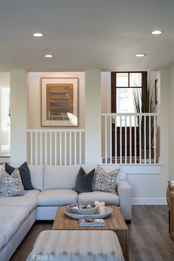 214 Avenida Montalvo 2