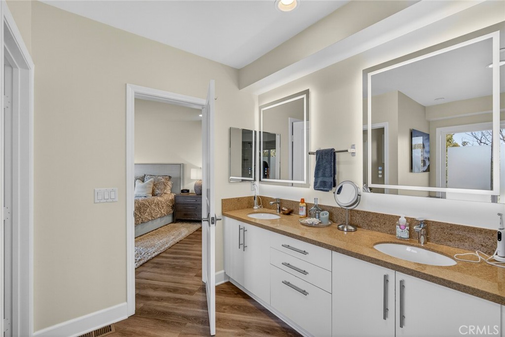 214 Avenida Montalvo 2