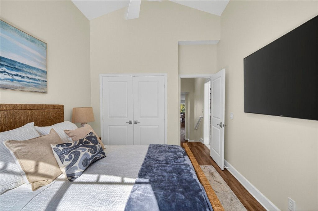 214 Avenida Montalvo 2